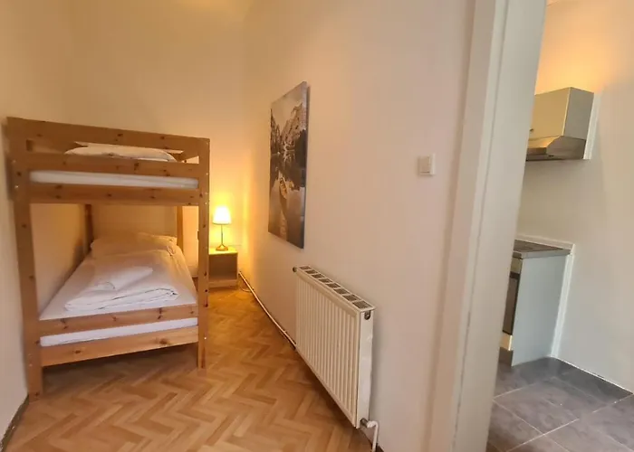 Stylish Multi Perfect For Group Appartement *